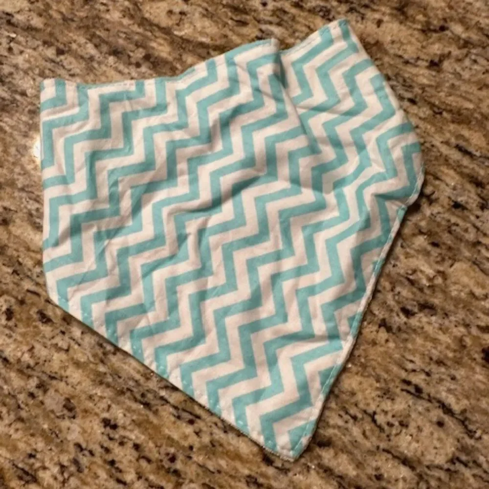 Aqua Chevron Bandana Bib & Teething Ring Set 7388 Handmade NWT Boutique